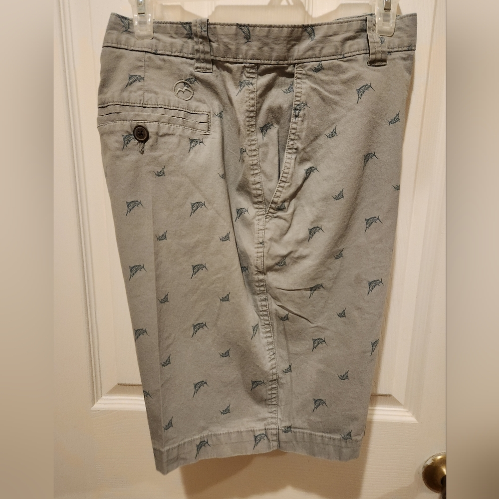 Magellan Outdoors, Waist 35, 10" Inseam, Gray with Blue Swordfish